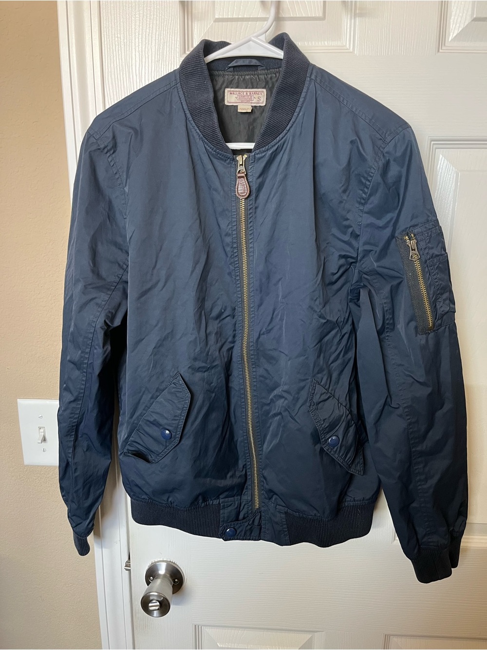 Wallace & Barnes Jacket Mens Small Navy Blue MA-1 Bomber Rain Coat Soft Shell